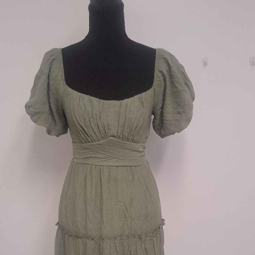Francesca's Collections Olive Green Puff Sleeve Midi Dress